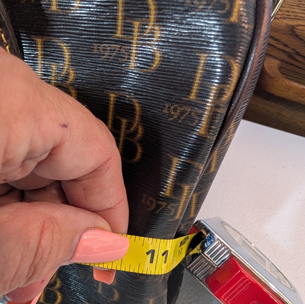 DOONEY & BOURKE - Picture 4 of 5